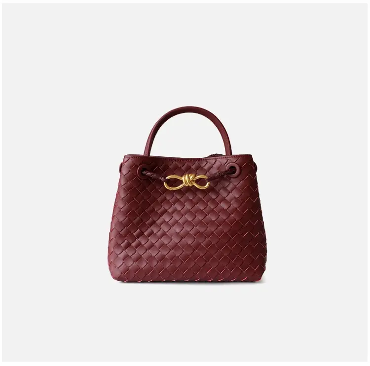 DAMIA WOVEN TOTE BAG (SHEEP SKIN)
