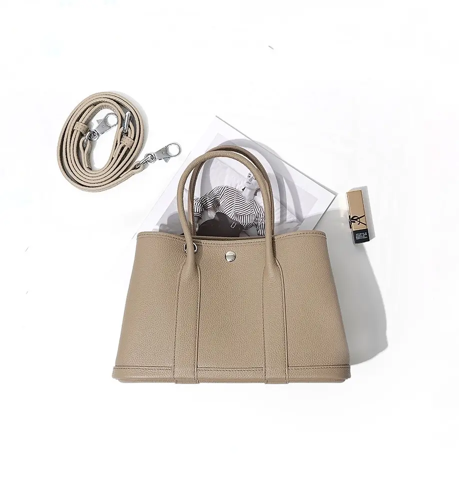 GARDENIA TOTE BAG (COW SKIN)