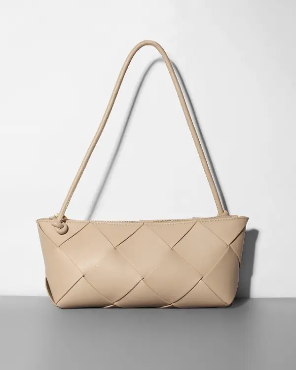 LUCA WOVEN SHOULDER BAG (SHEEP SKIN)